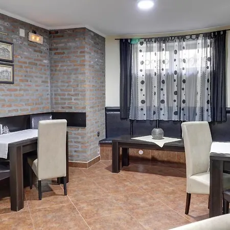 Perla Bed & Breakfast Leskovac (Jablanica)