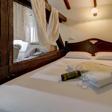 Perla Ldm Bed & Breakfast